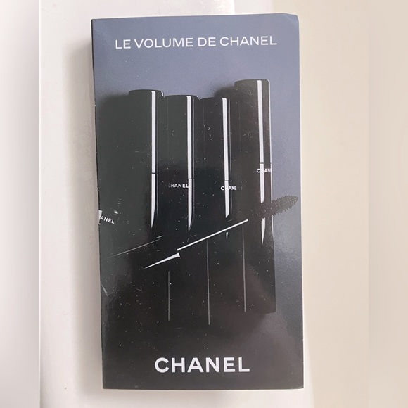 NEW! CHANEL | LE VOLUME MASCARA - Picture 2 of 4
